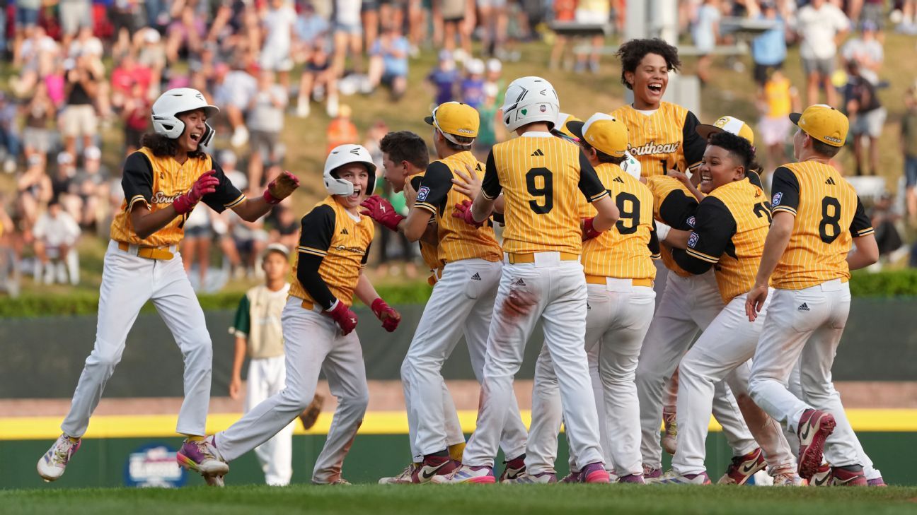 球迷們迎來 球迷們迎來